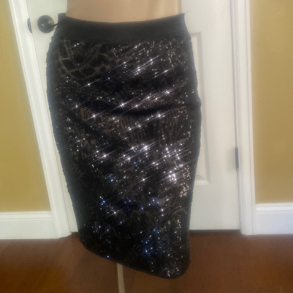 NWT BCBG Maxazria Paxton Tapestry Black Sequin Skirt - S